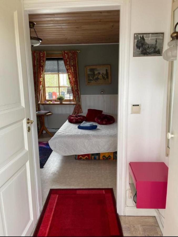 Cosy Non Smoking Cabin Close To Beach,Alnoe Сундсвалль Экстерьер фото